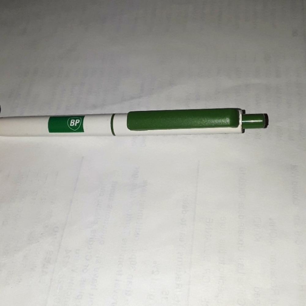RARE VINTAGE NEW BP GREEN WHITE BRITISH BALLPOINT PEN